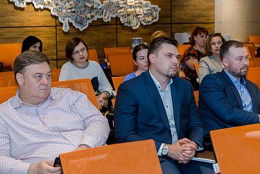 Оренбургские производственники готовы заполнить освободившиеся ниши